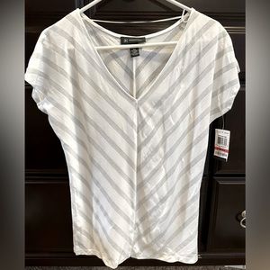 NWT. INC white and gray top. Size extra small